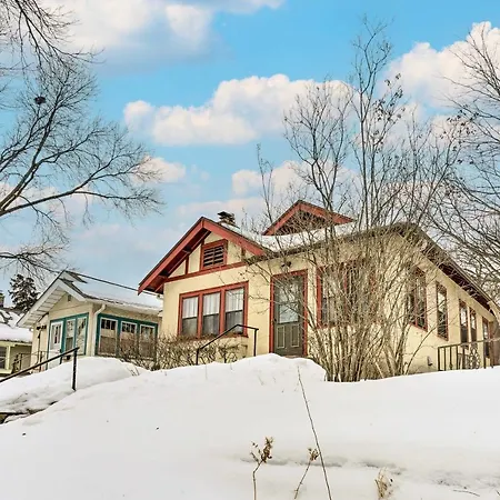 Minneapolis Vacation Rental Near Lake Harriet